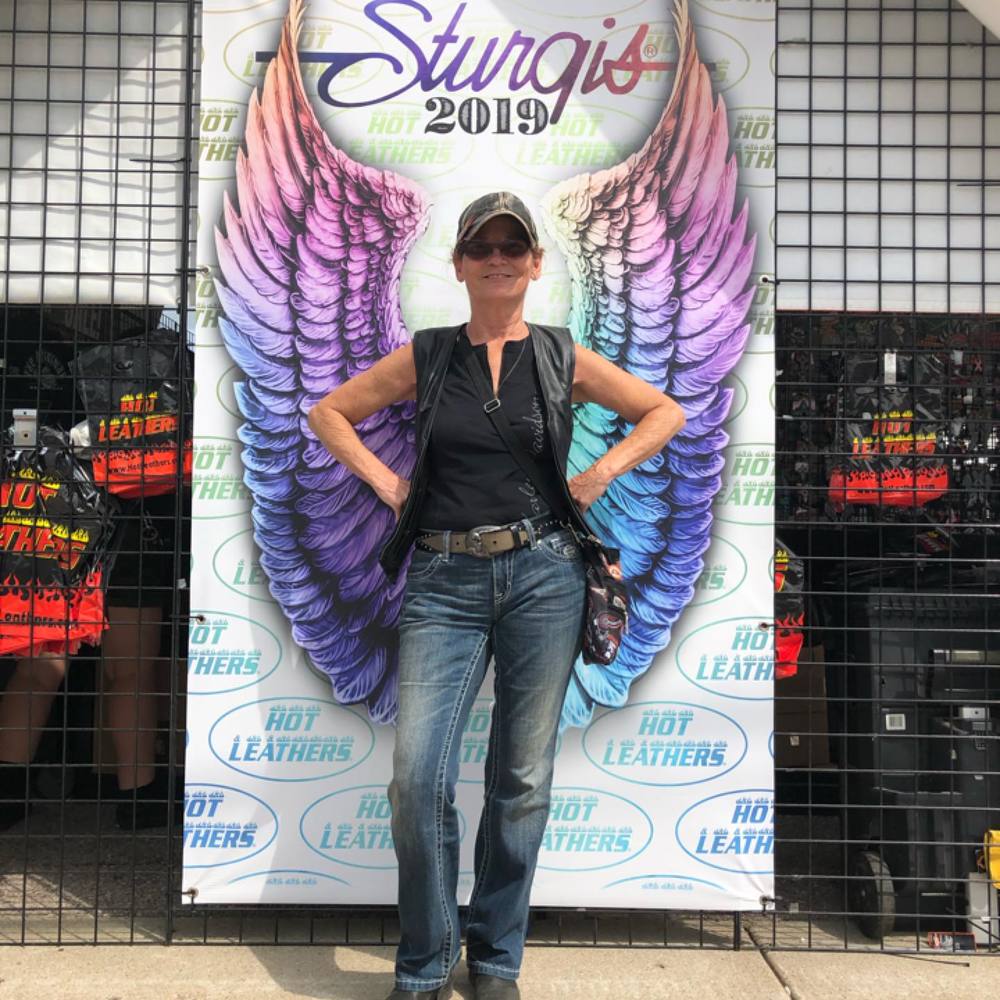 Meet your Posher, Elizabeth